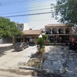La Puntada TELAS Y REGALOS