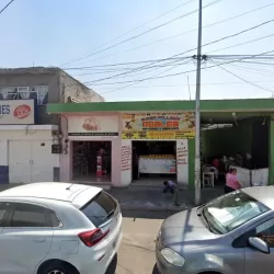 PAPELERÍA Y MERCERIA CHELA
