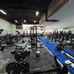 LIVE FIT Lifting club