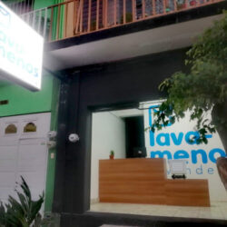 Lava menos