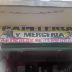 Papelería y merceria y conposturas de ropa