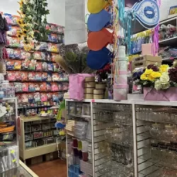 Rosman papelería, mercería y telas