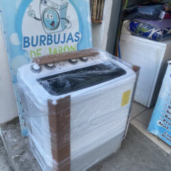 LAVANDERIA BURBUJAS DE JABÓN