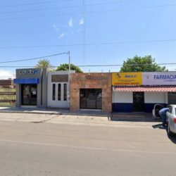 La Tintoreria Dry Cleaner
