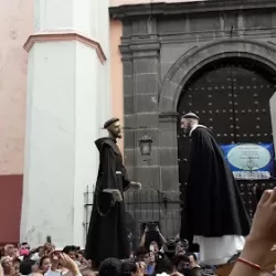 Lobo Hilos y Cierres