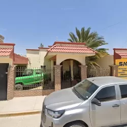 Mercería y Papelería el León