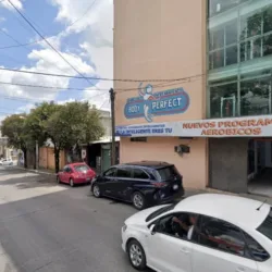Av. Jesús del Monte 233-Gimnasio