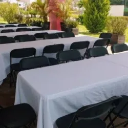 Renta de Mesas y sillas Yulis