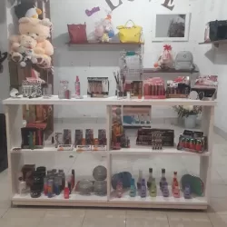 PAPELERIA MERCERIA REGALOS