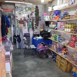 Papelería, regalos, mercería y abarrotes Adamely