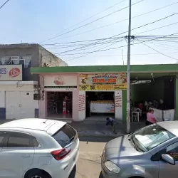 PAPELERÍA Y MERCERIA CHELA