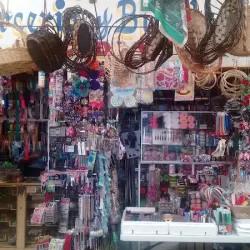 Merceria Y Cosméticos PAU