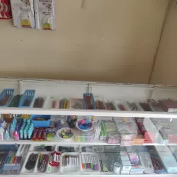 Papelería y Mercería "Los Peques"