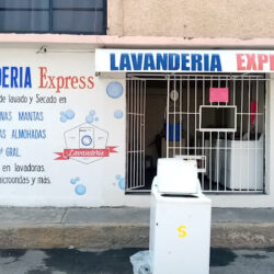 LAVANDERIA EXPRESS