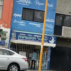 PAPELERIA y MERCERIA "LUNA "