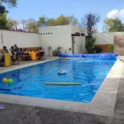 JARDÍN LOS TULIPANES