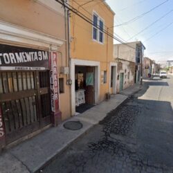 Lavanderia Y Planghaduria "In And Out"