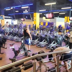 Gimnasio Smart Fit - Adana Lincoln