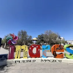 Plaza Principal de Linares