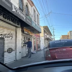 Éster Costura, Bordado y Uniformes