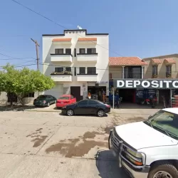 REFACCIONARIA OJUELOS