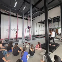 Aérien Aerial Dance & Fitness