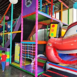 DIVERTIPOP (Jardín de fiestas INFANTILES)