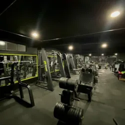 PUMP FITNESS - Gimnasio en E. Zapata