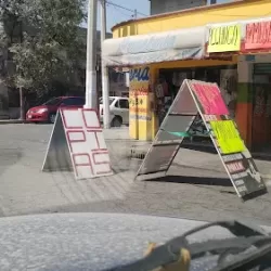Papeleria, merceria y regalos