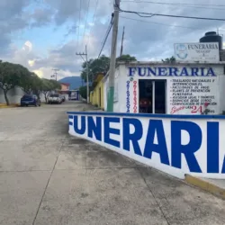 FUNERARIA DE LA LUZ