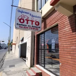 Uniformes y Bordados Otto