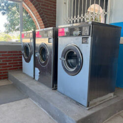 Lavamatic Laundromat
