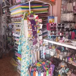 Papelería Martínez/ Casa verde