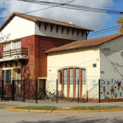 Escuela Roque Perez N° 856