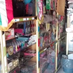 PAPELERÍA, MERCERÍA Y REGALOS LA "GÜERA"