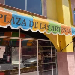 plaza de las Artesanías San Antonio la Isla Edo de México.