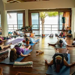 Muévete conCiencia Yoga