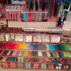 Mercería Arcoíris (Kukuwí).