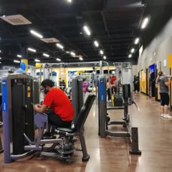 Gimnasio Smart Fit - Parque Vértice