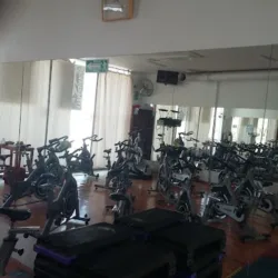 Solo gym cerrado permanente