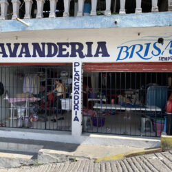 Lavandería Brisa "Siempre Fresca"