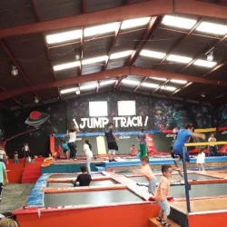 ¡JUMP TRACK!