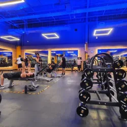 Gimnasio Smart Fit - Outlet Monterrey