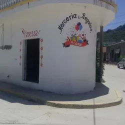 Merceria, papeleria y regalos VAOZ