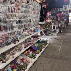 Mercado De Artesanias La Hacieda