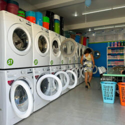 TECNO CLEAN (Lavanderia De autoservicio)
