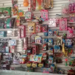 PAPELERÍA MERCERÍA REGALOS Y NOVEDADES