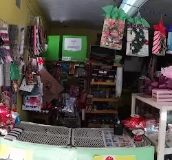 Mercería y Papelería Monarca