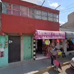 MERCERIA Y BONETERIA MACRAME