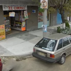 El compás papelería , mercería y artículos de temporada